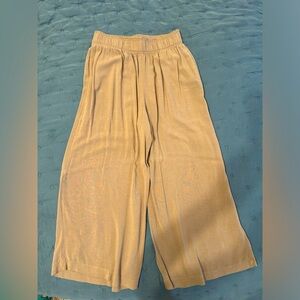 H&M Small Comfy Wide Leg Crop Pants